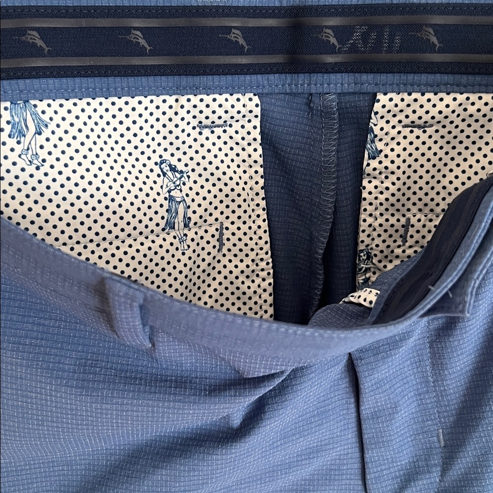 Tommy Bahama Classic Blue Flat Front Shorts 32 Waist - Picture 6 of 8